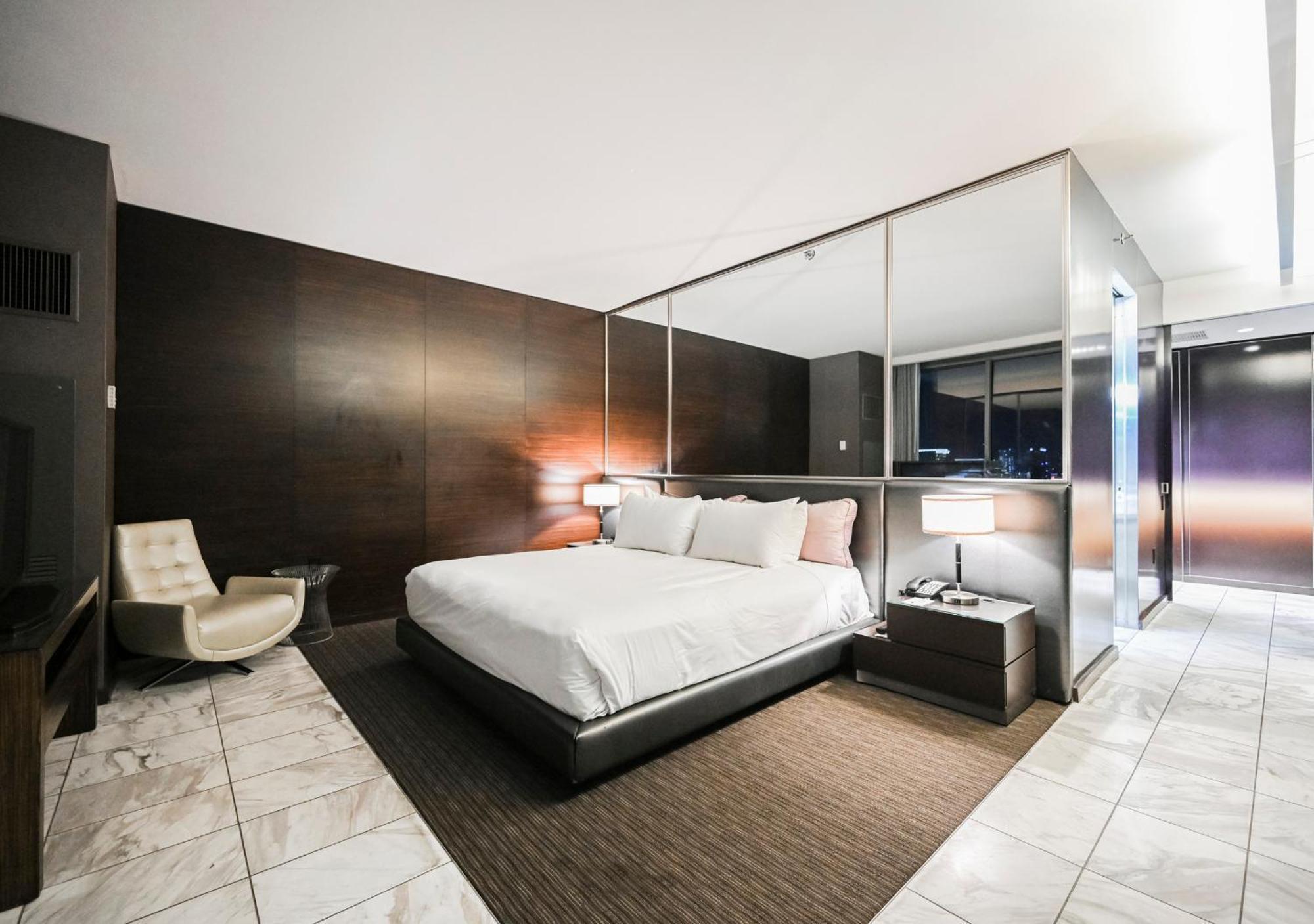 Stripviewsuites Two-Bedroom Con-Joined Exclusive Condo Las Vegas Room photo